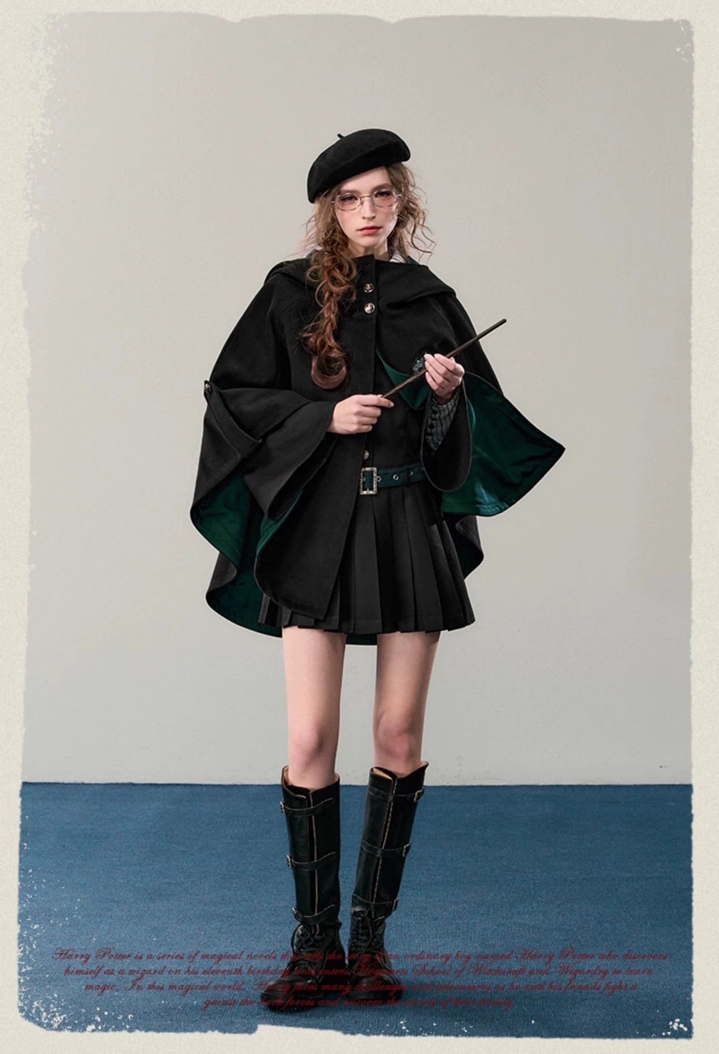 [Pre-order] Hogwarts School of Witchcraft and Wizardry Mid-length Hoodie Cape