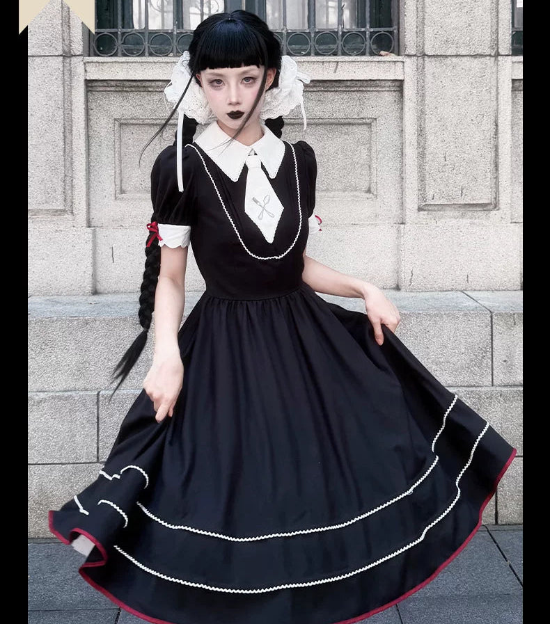 【受注予約9/8まで】Delicious Cherry ブラックワンピースとエプロン