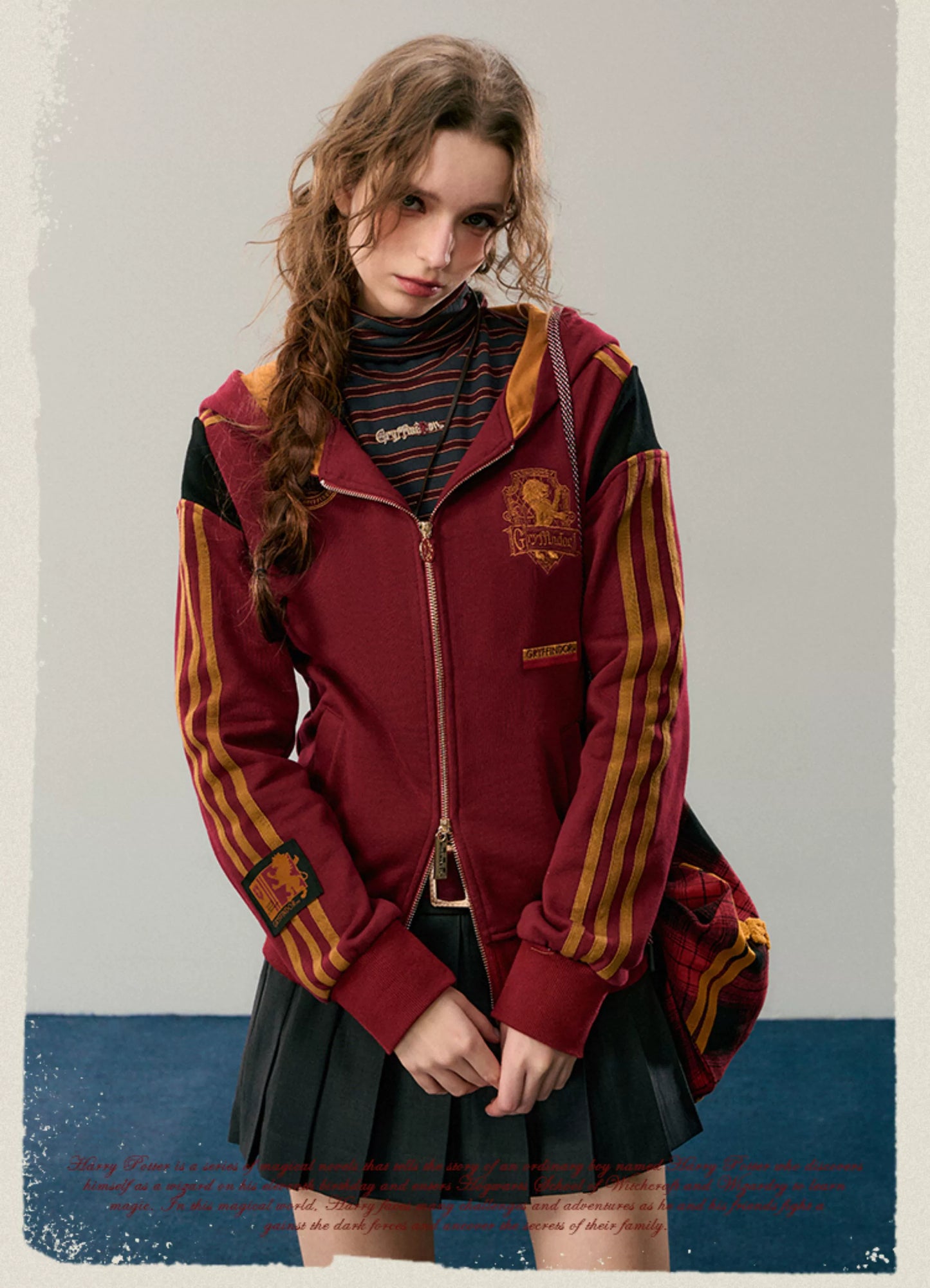 [Pre-order] Hogwarts School of Witchcraft and Wizardry Slim Hoodie Zip-up