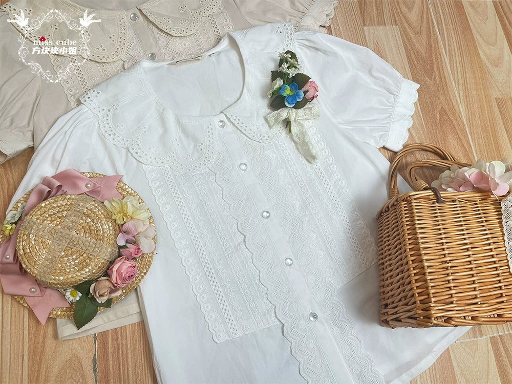 [Pre-orders available until 2/19] Sweetie Sheep Cutwork Lace Short Sleeve Blouse