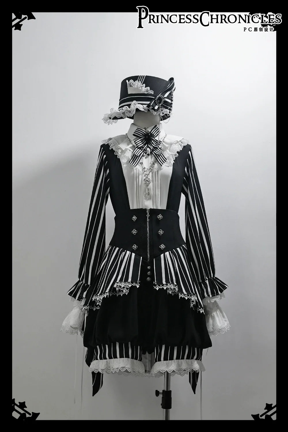 [Pre-orders available until 5/8] Marvelous Trick Prince-style striped blouse