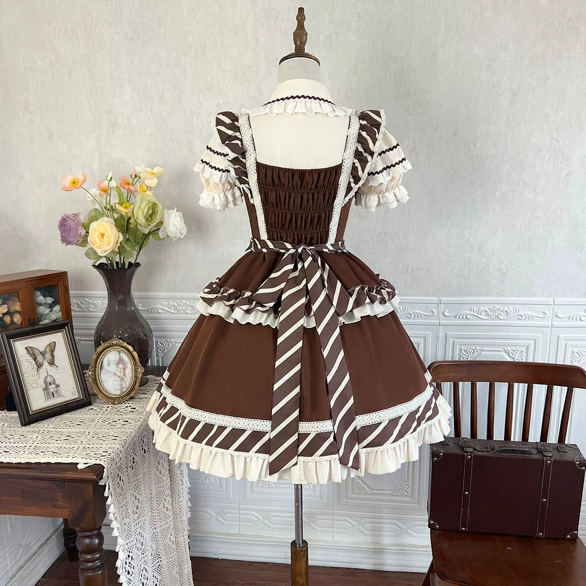 White &amp; milk chocolate jumper skirt and blouse