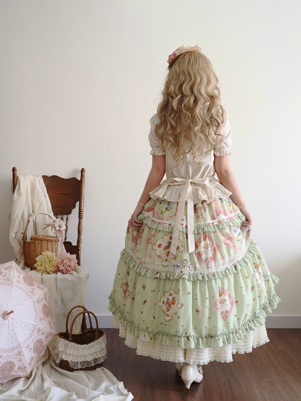 [Pre-orders available until 2/19] Cat Rose Tea Party Long Skirt with Front Opening, Flat Type