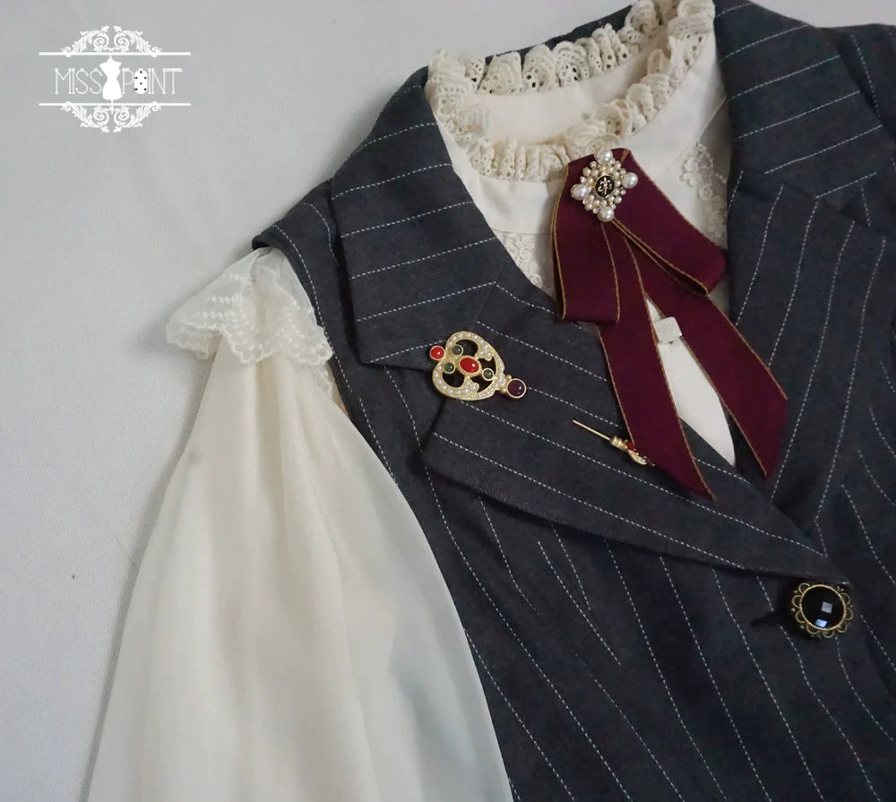 [Pre-order] British Classical Lolita Vertical Striped Vest