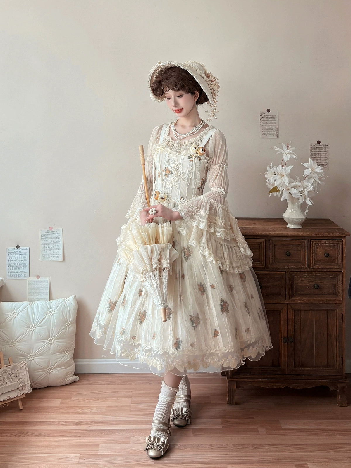 【受注予約8/27まで】Chloris お花のコサージュ