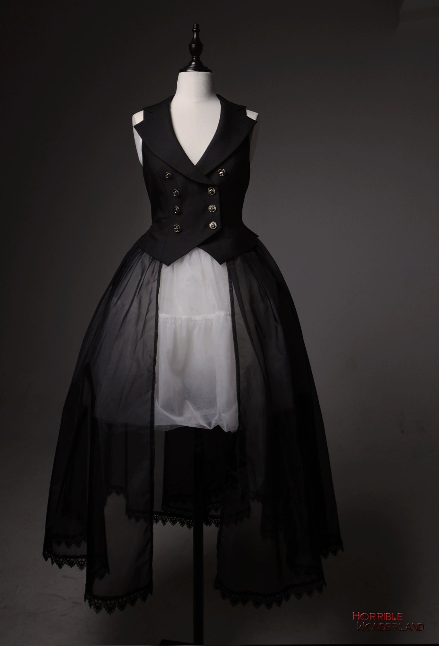 [Pre-orders available until 9/18] Horrible Wonderland Veiled Vest