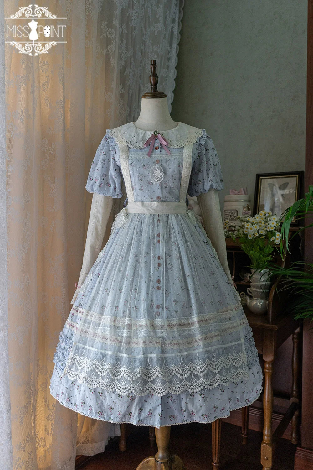 [Pre-order] Pink Flower Polka Dot Sheer Apron