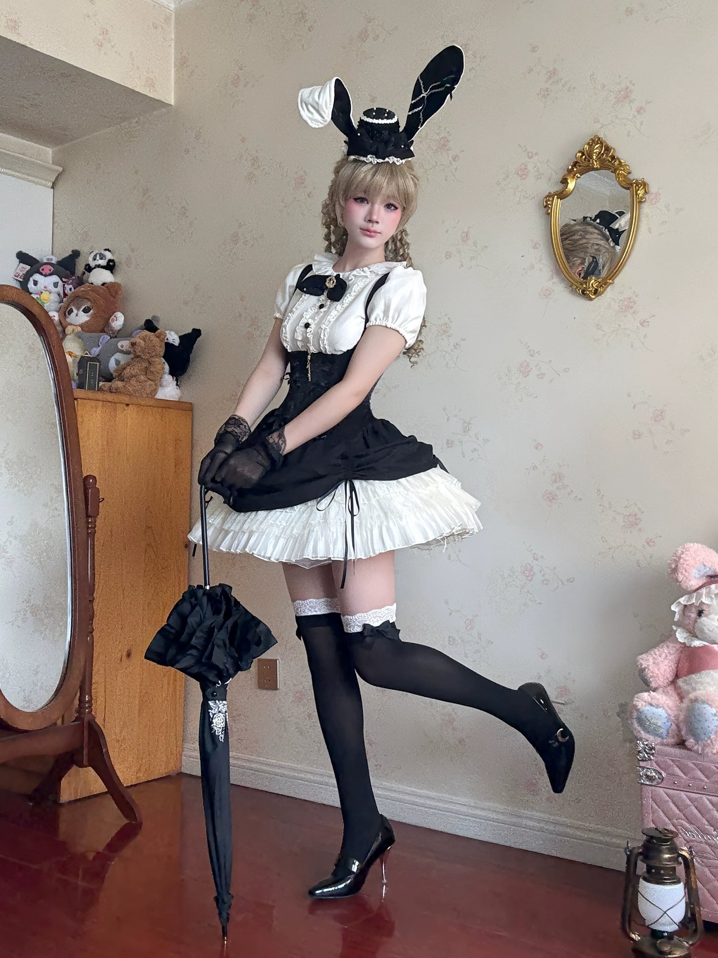 【受注予約6/30まで】Brulee Bunny コルセットジャンパースカートセット・ブラック