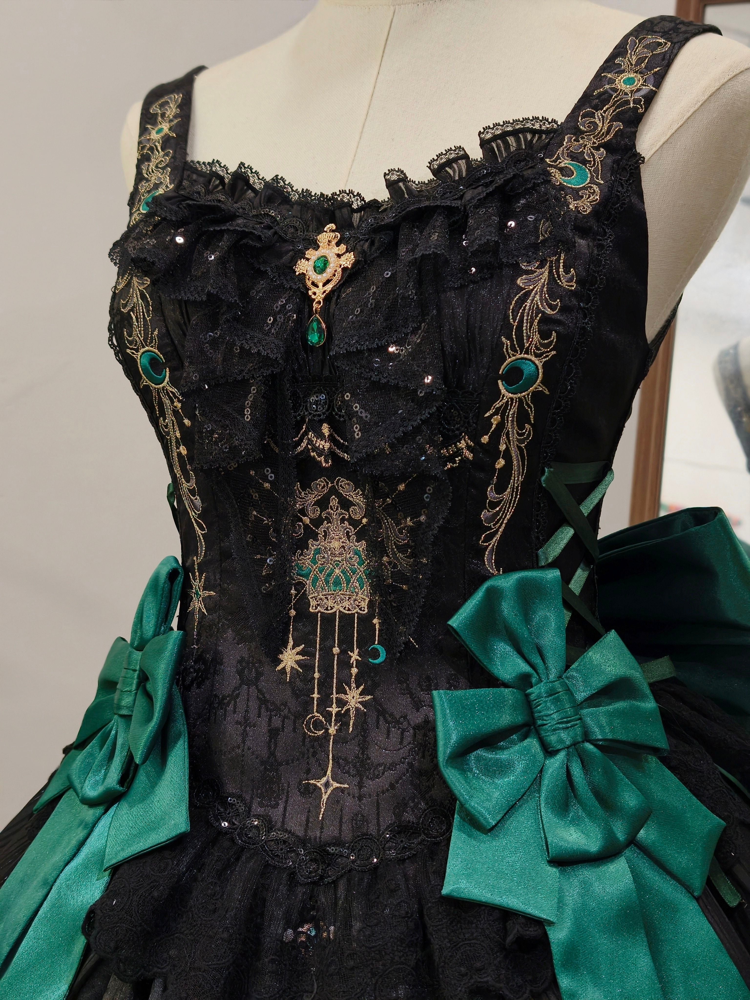 【受注予約8/27まで】Treasures of the Louvre ジャンパースカート