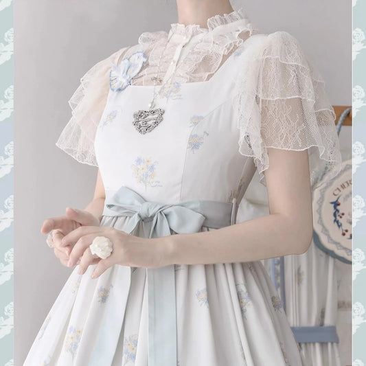 [Pre-orders available until 5/29] Bouqet Specimen short-sleeved lace blouse