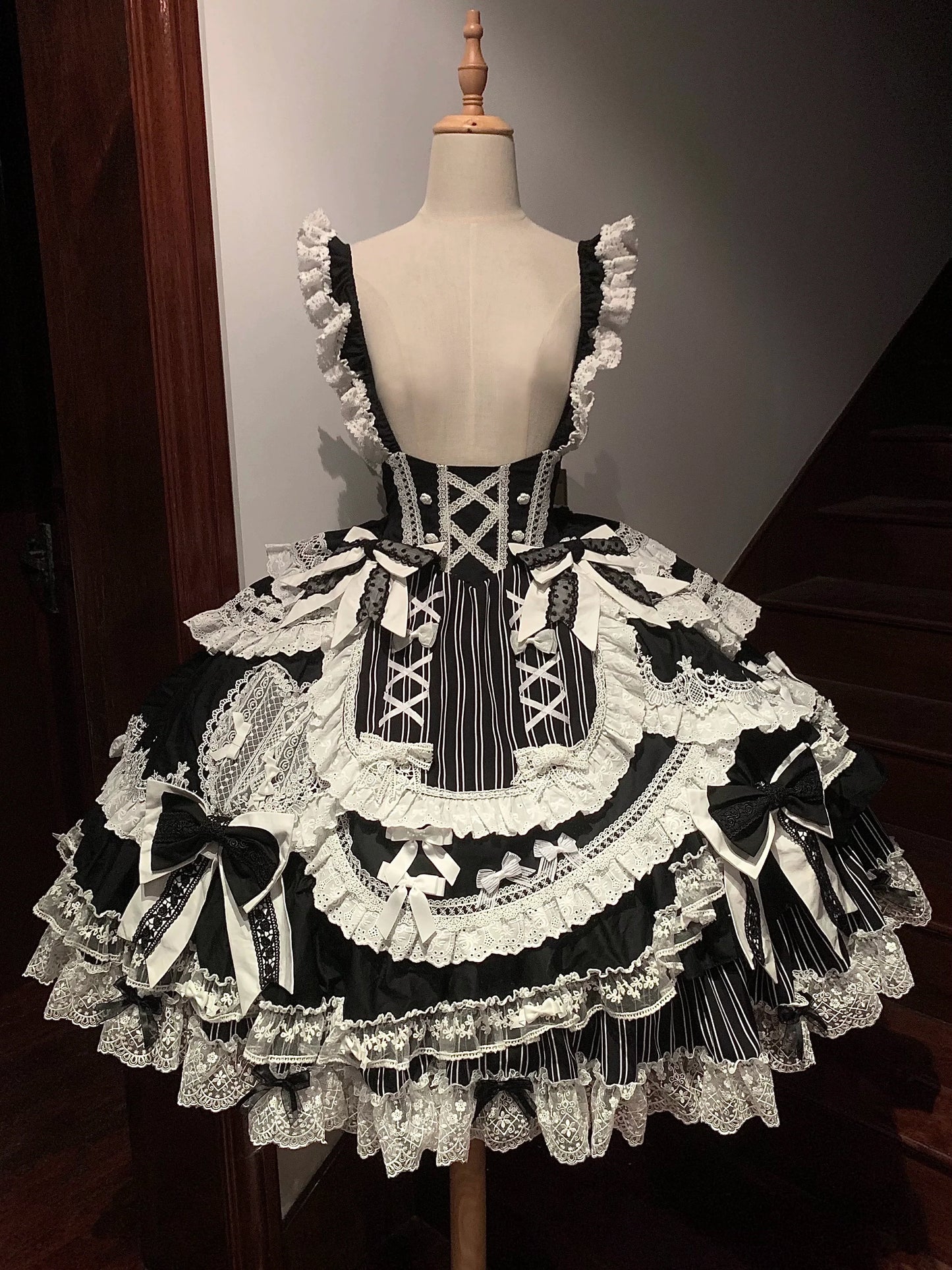 [Pre-orders accepted until 5/24] Hybrid Doll Moon Island Jumper Skirt
