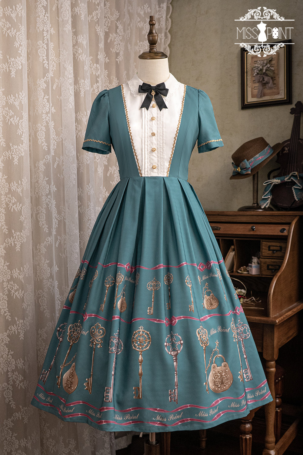 [Pre-order] Secret Key Antique Short Sleeve Dress