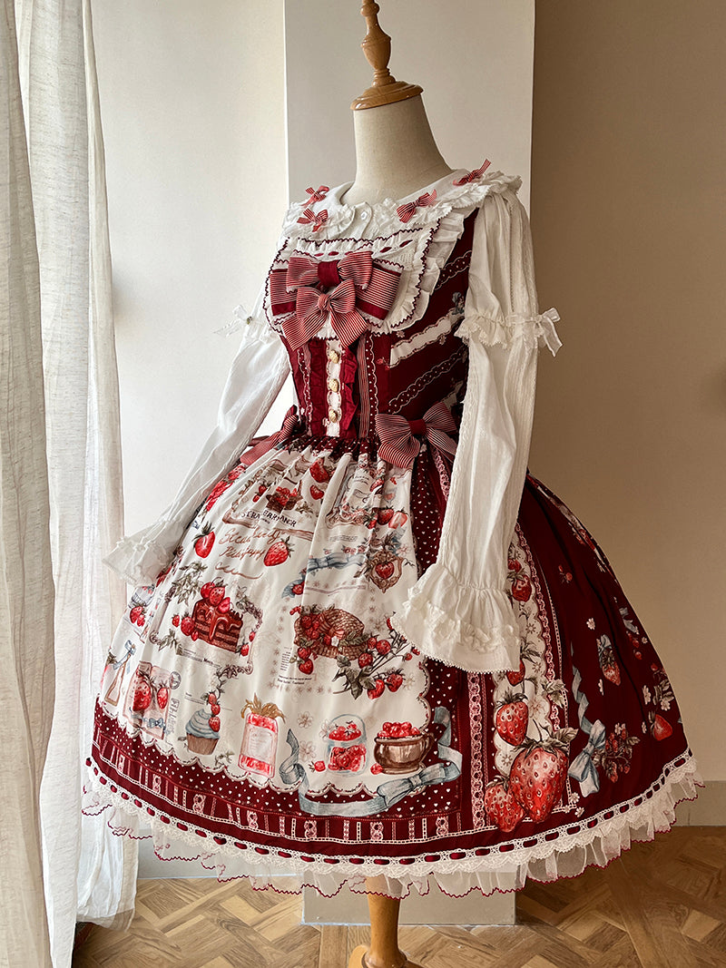 [Pre-orders available until 2/26] Strawberry Manor Print Jumper Skirt