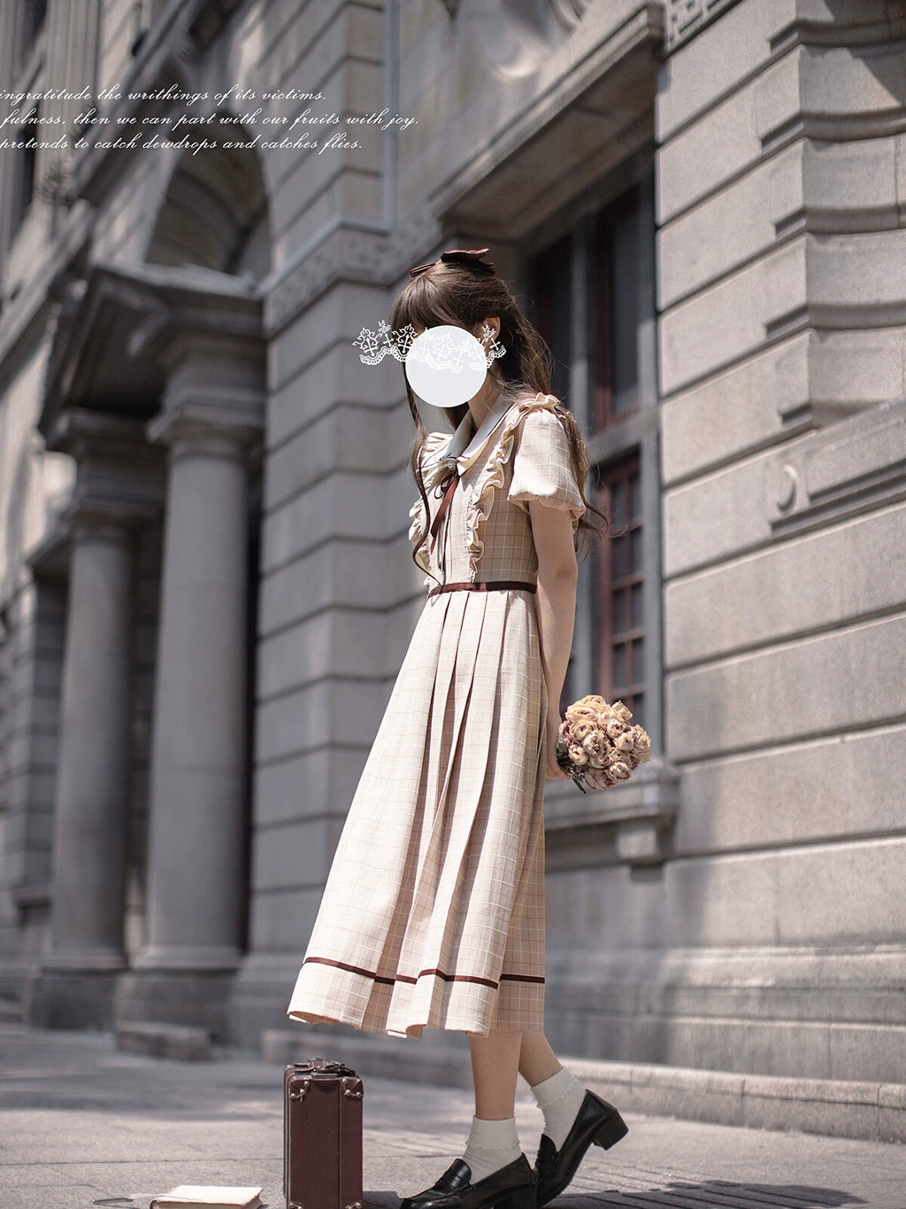 Betty フレンチレトロベージュチェック半袖ワンピース