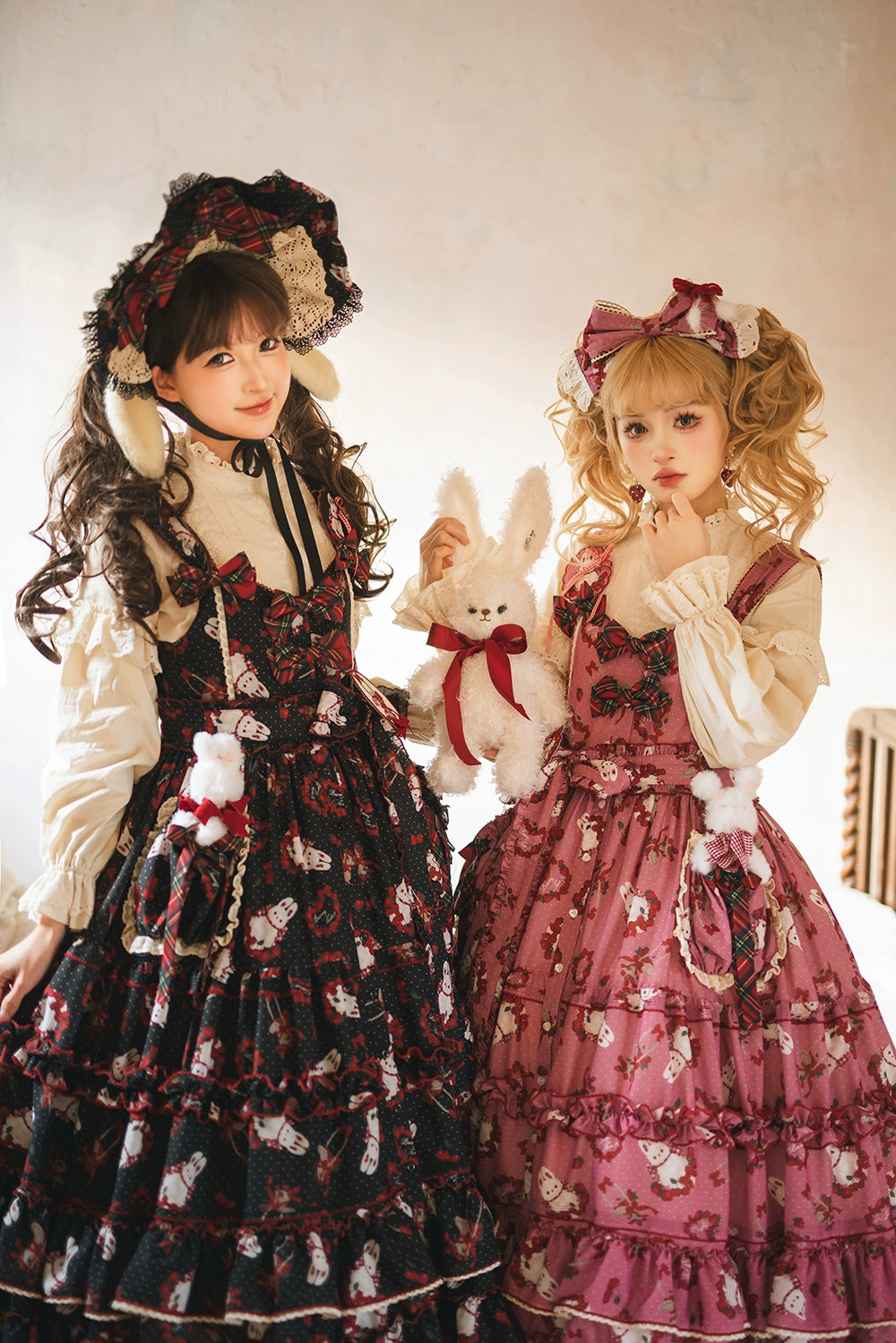 [Pre-orders available until 1/23] Sweet Berry Rabbit Stand Collar Blouse