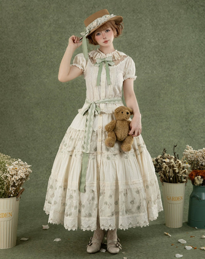 【受注予約8/18まで】White Blooming Season 半袖ブラウス