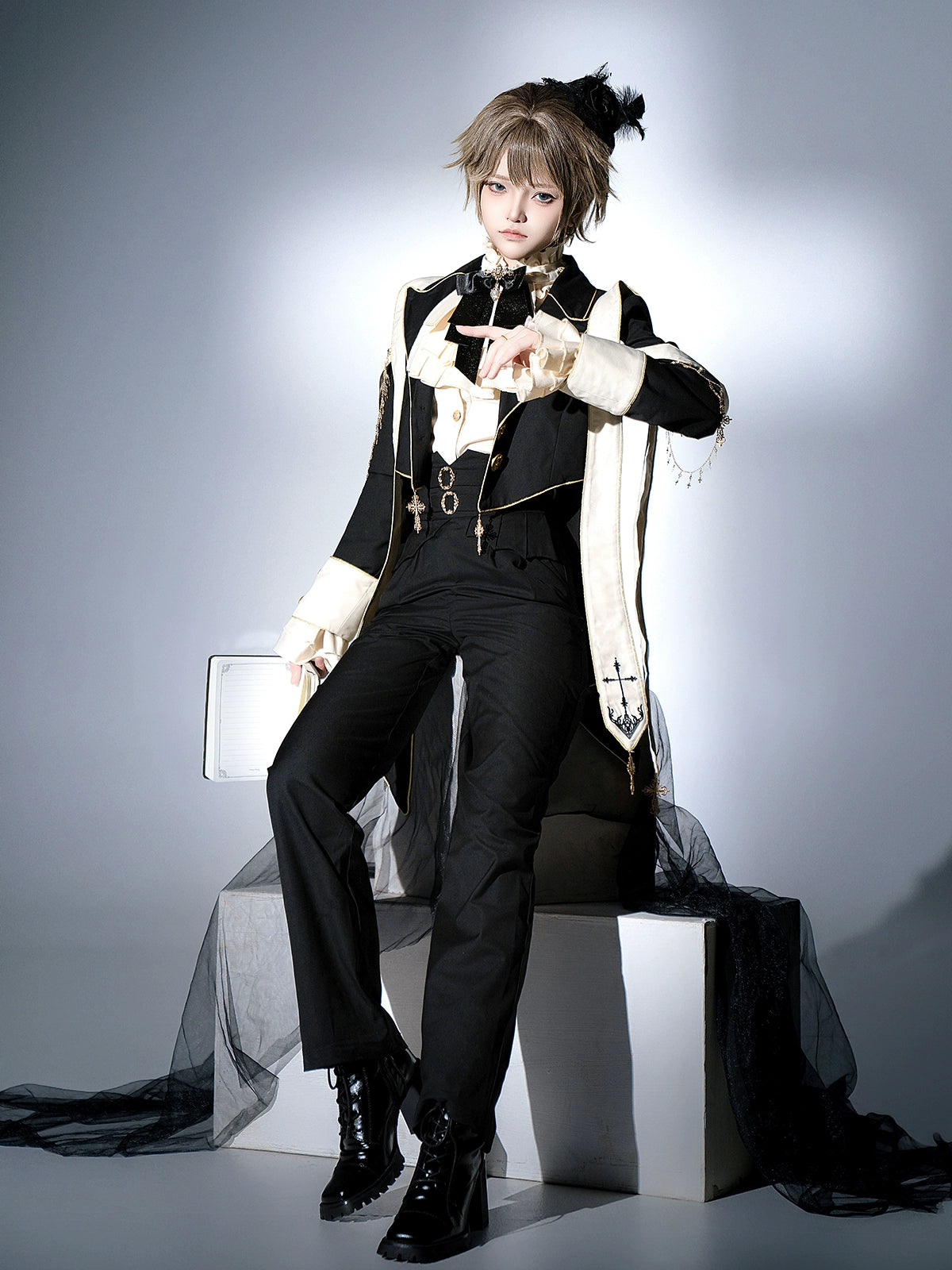 皇子系ロリィタ 十字チャーム付ジャケットセットアップ