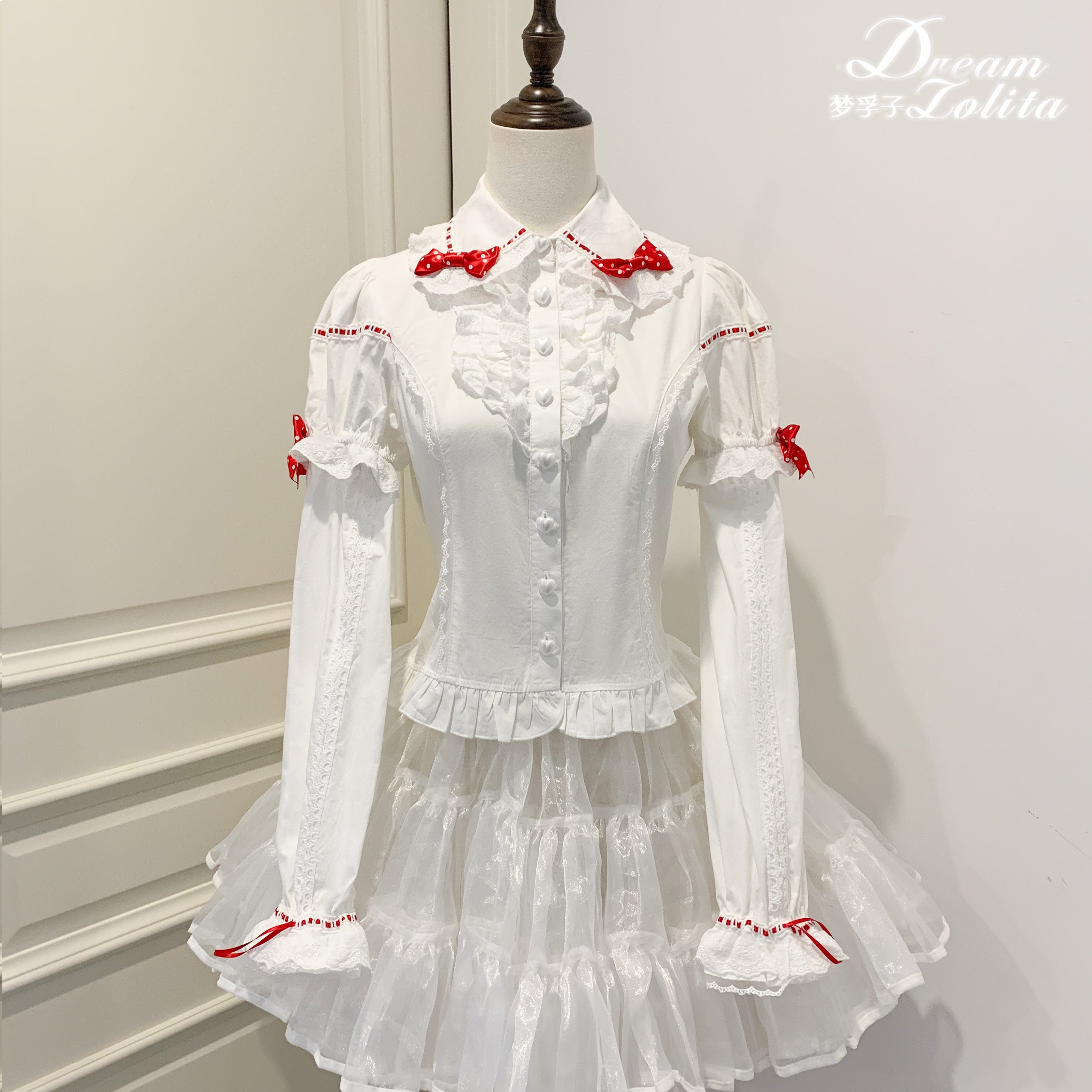 [Pre-orders available until 3/16] Dream to Strawberry 2way blouse