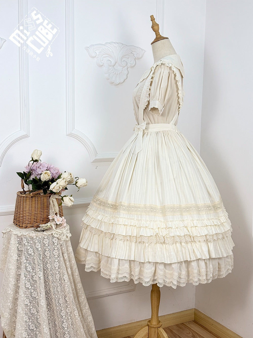 [Pre-orders available until 2/19] Sweetie Sheep Skirt with shoulder straps - Plain type