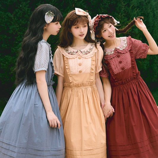 [Pre-orders available until 9/1] Strawberry Field Check x Plain Dress