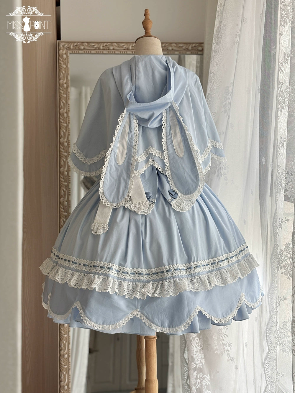 【予約販売】Antique Petal Rabbit うさ耳付きケープ