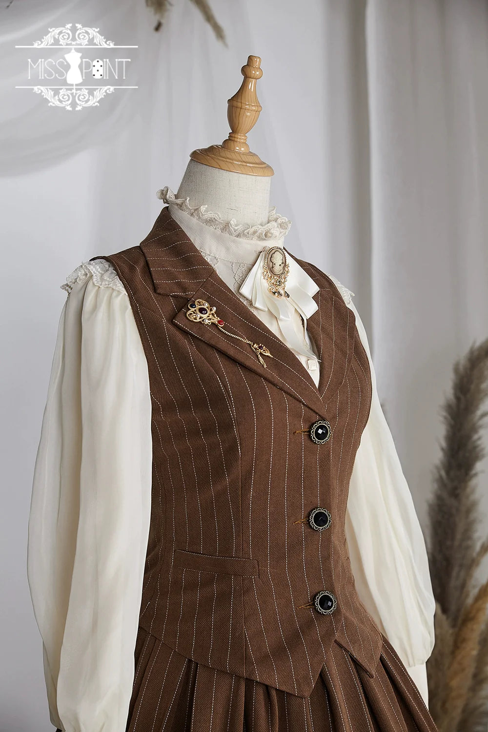 [Pre-order] British Classical Lolita Vertical Striped Vest