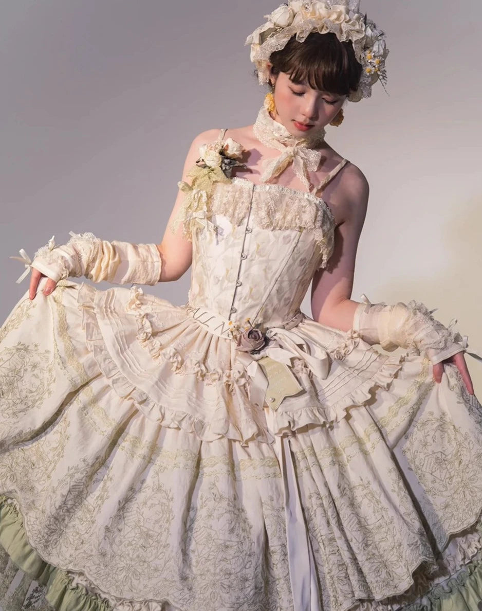 Fourteen-line poem: Lace camisole corset