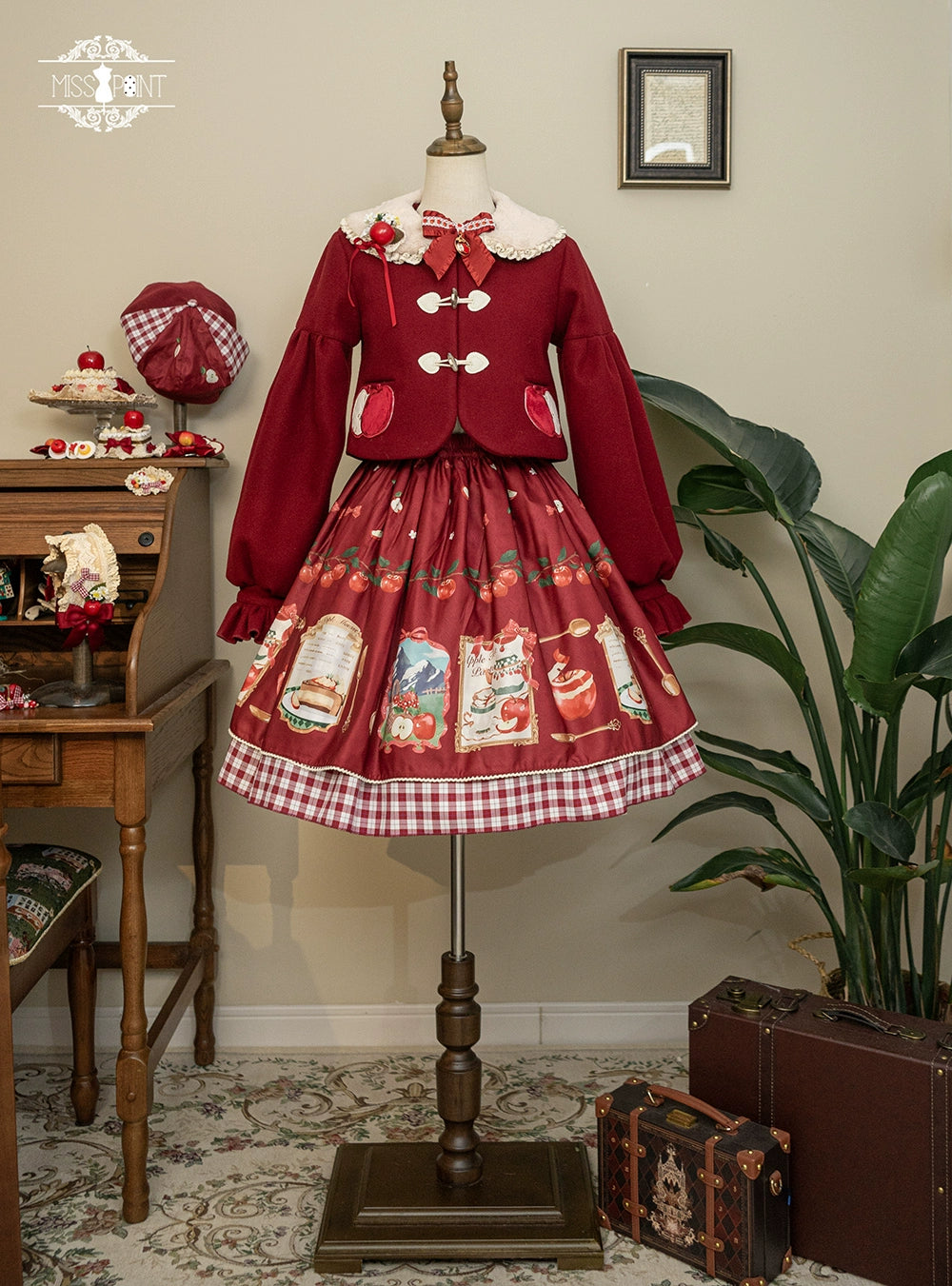 [Pre-order] Apple Garden Bavarian-style reversible skirt