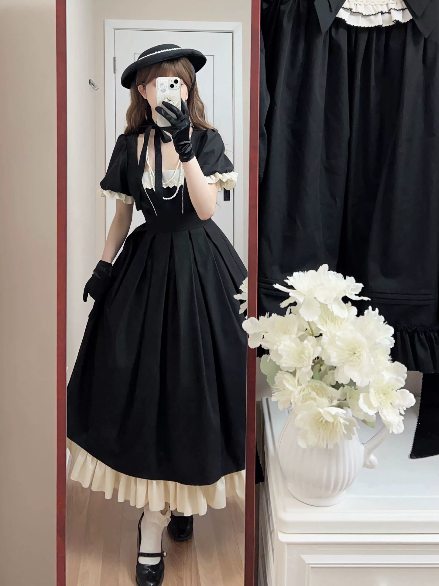 [Sale period has ended] The Sound of a Bell One-piece set with maid style sleeves/Long length