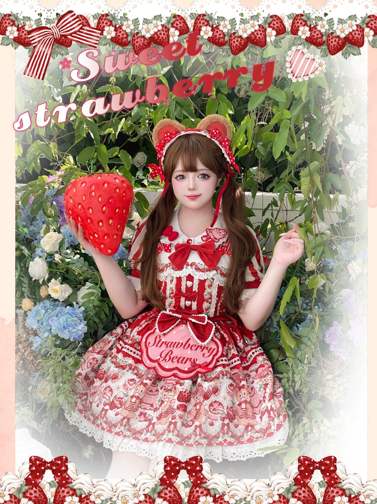 [Pre-orders available until 8/28] Bear Strawberry Garden Overalls Skirt 3-piece set