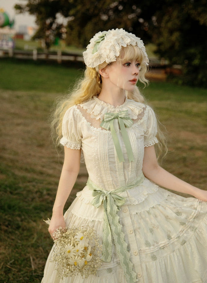 【受注予約8/18まで】White Blooming Season 半袖ブラウス