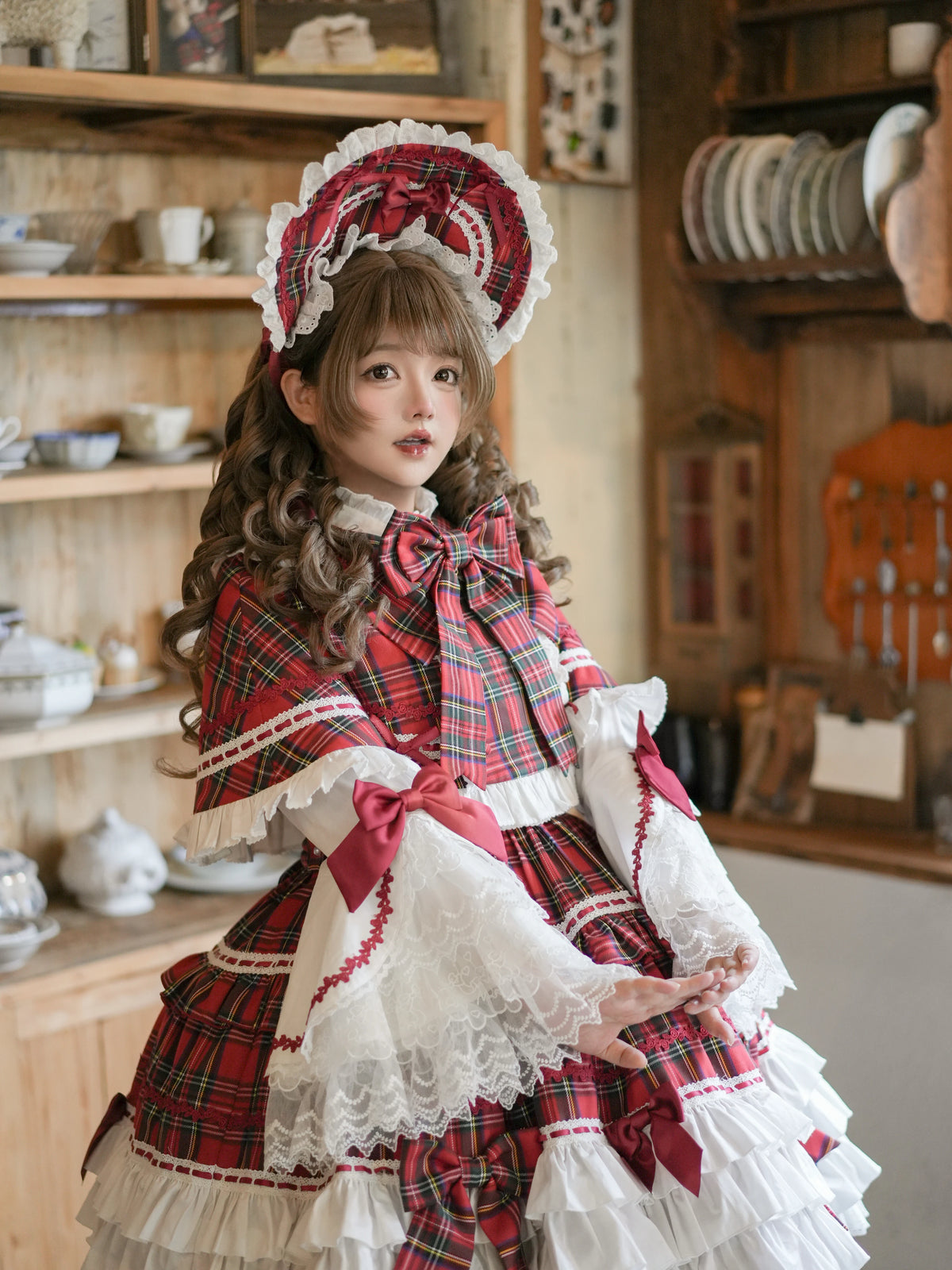 【受注予約10/14まで】Labyrinth Doll ジャンパースカート・マント・ブラウス3点セット