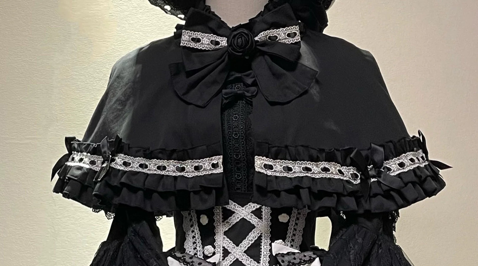 Hybrid Doll Moon Island Ribbon Cape