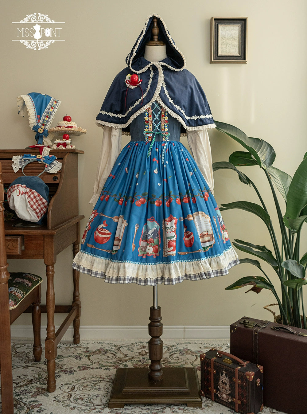 【予約販売】Apple Garden バイエルン風ジャンパースカート