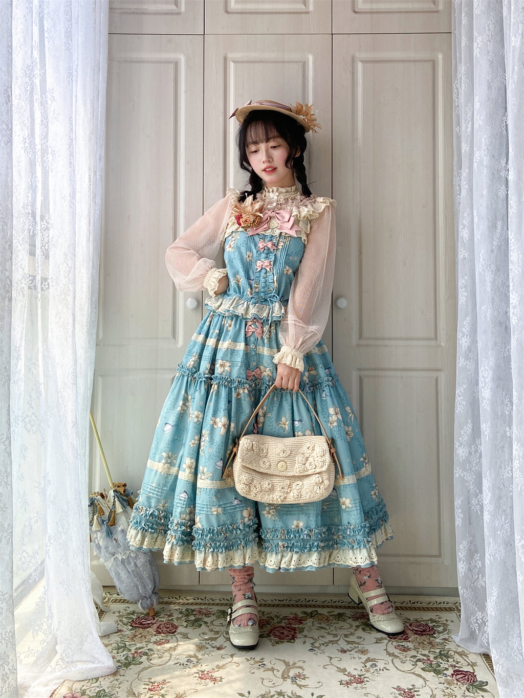 Lily and Wind Classical Print Skirt and Top