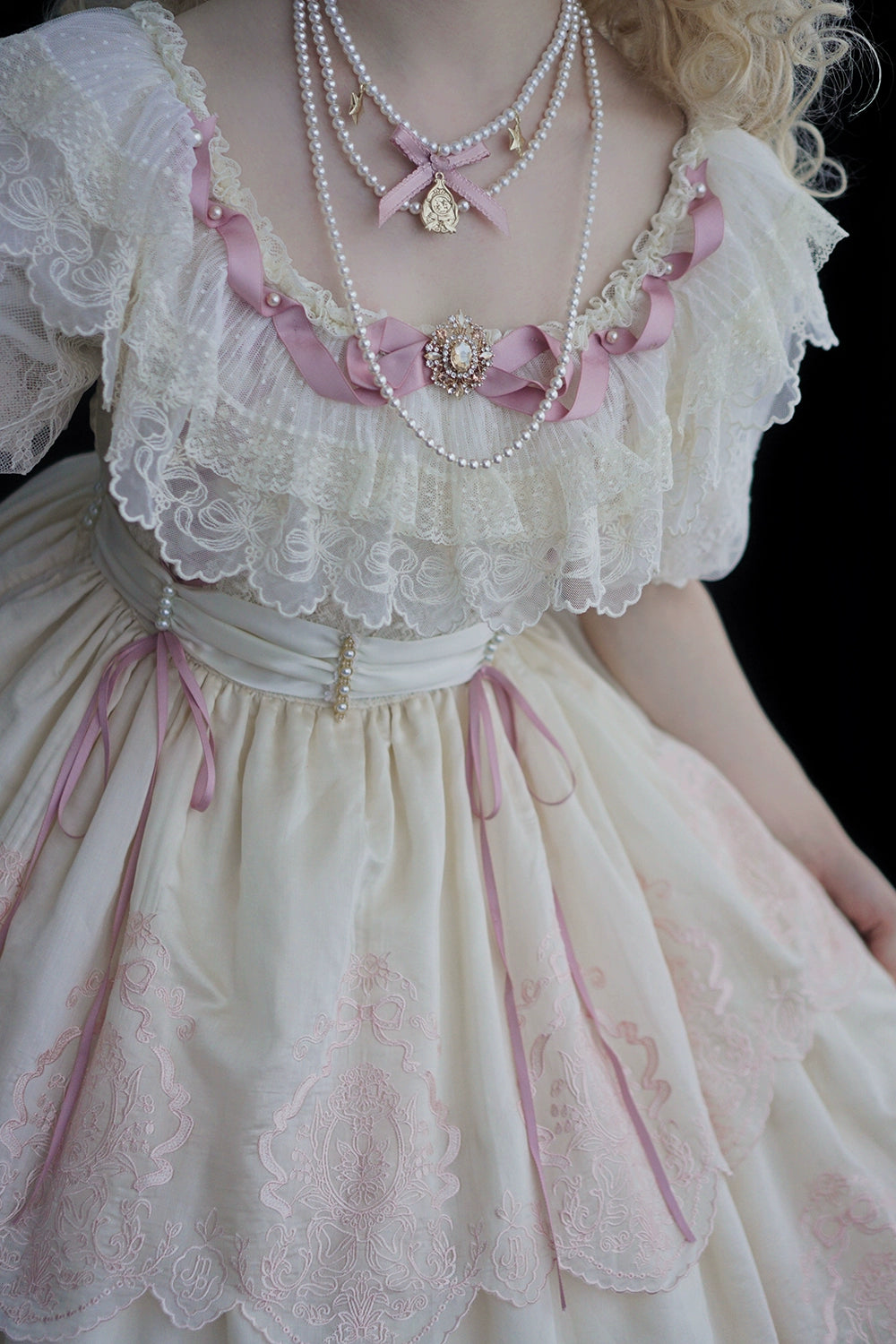 【受注予約9/25まで】Noble Garden 付け袖付き刺繍ワンピース