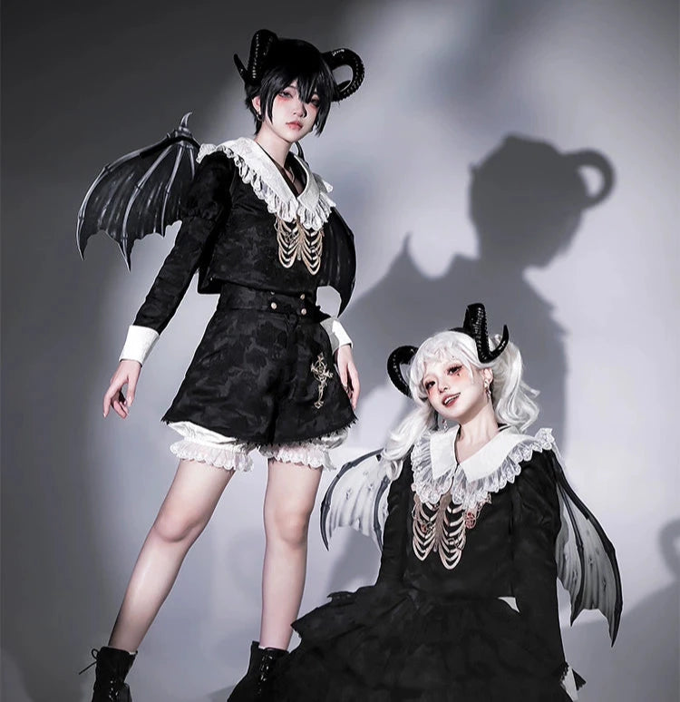 [Pre-orders available until 12/18] Cross Bone lace collar top
