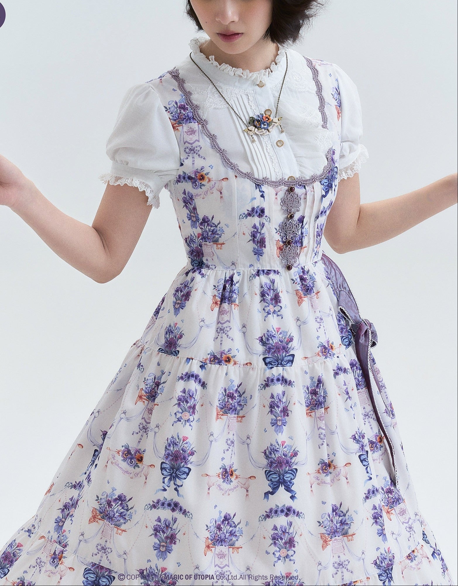 【受注予約7/10まで】夢見蝶 プリントジャンパースカート