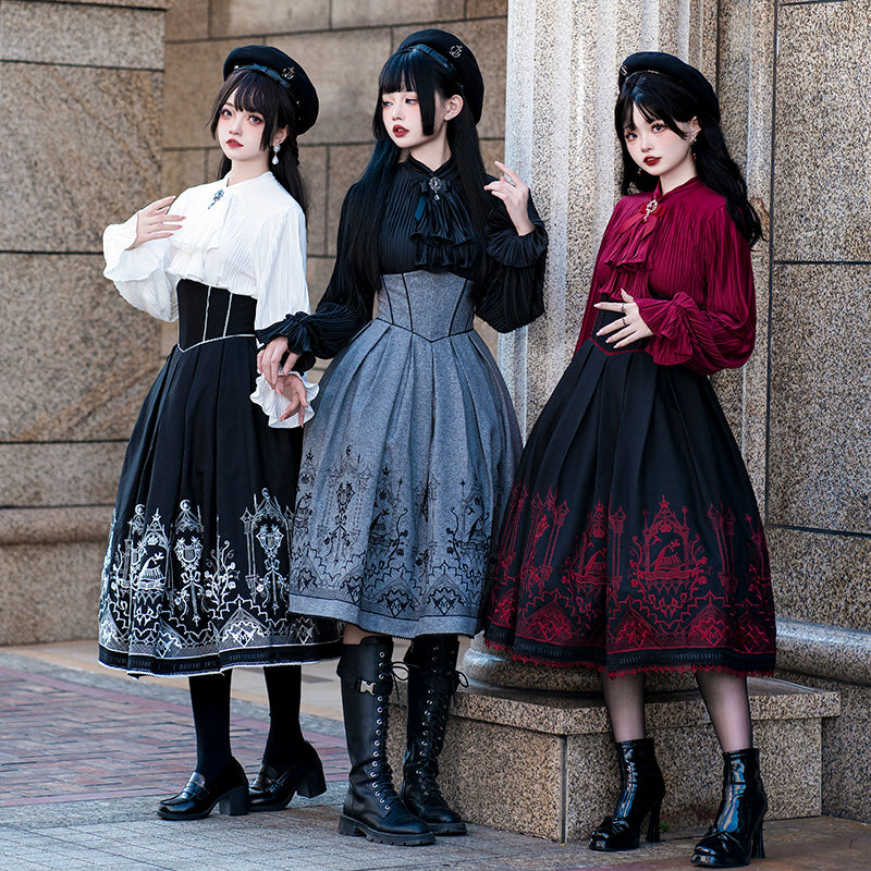 【販売期間終了】Lyra Theatre ジャボタイ付きプリーツブラウス