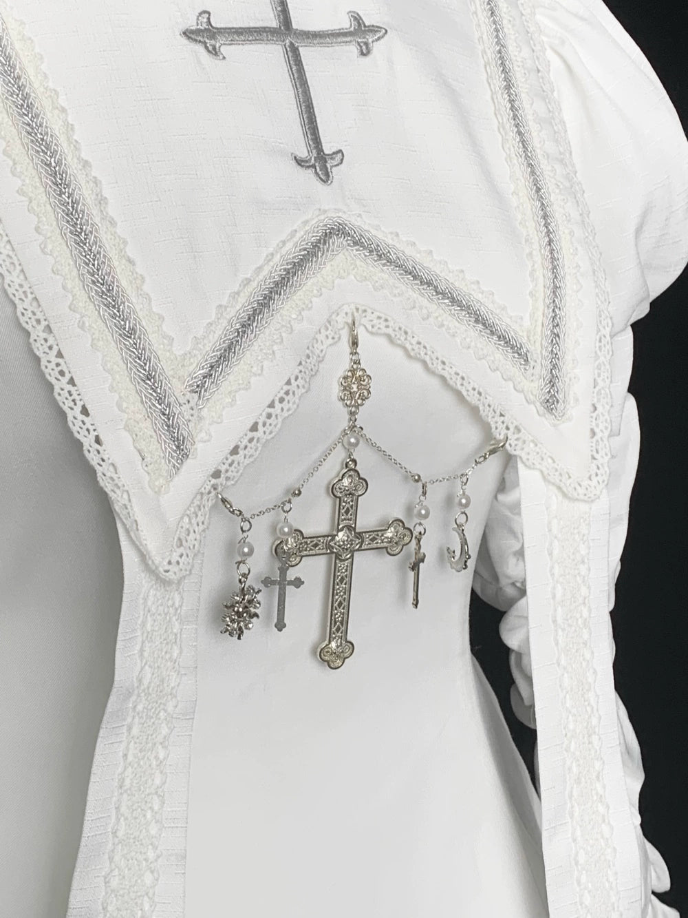 [Resale/Pre-orders until 10/16] Pray on a Moonlight Night Dress, White, Long Length