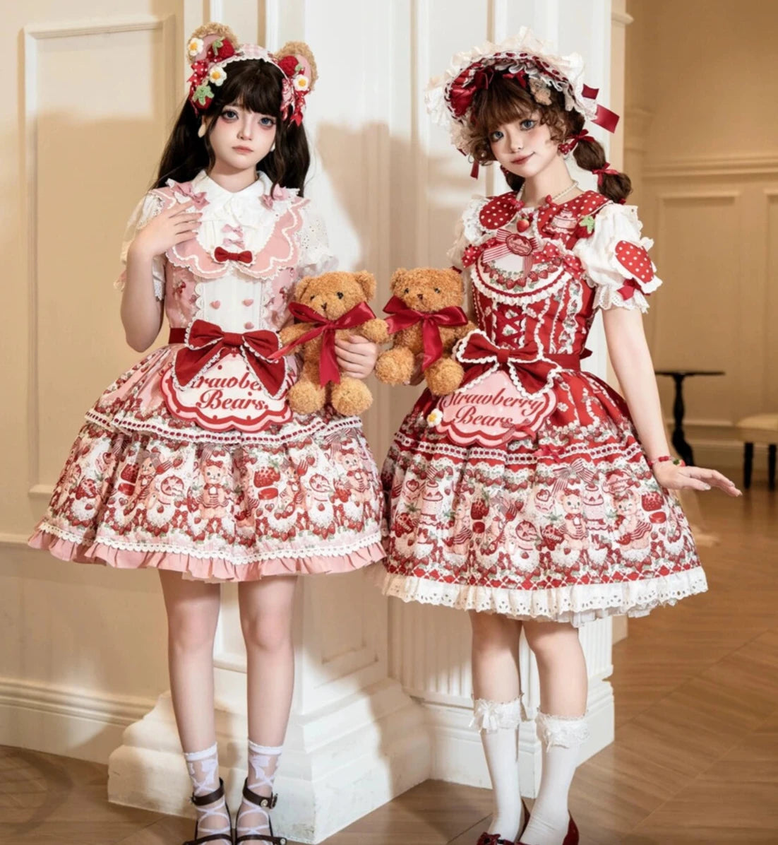 [Pre-orders available until 8/28] Bear Strawberry Garden Jumper Skirt 3-piece set