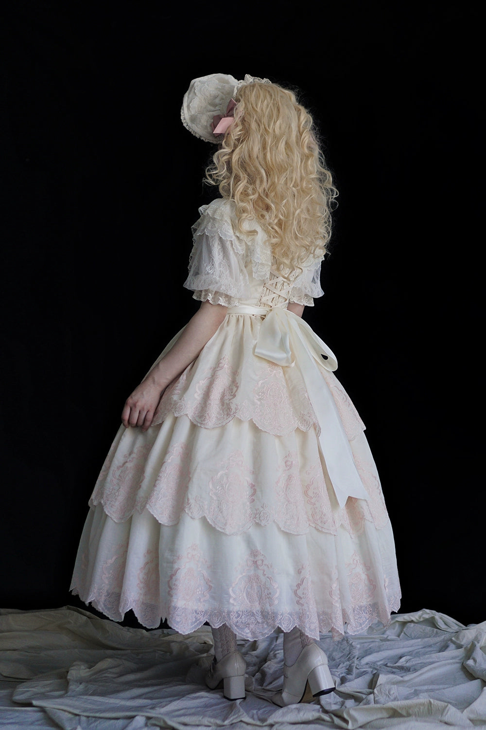 【受注予約9/25まで】Noble Garden 付け袖付き刺繍ワンピース