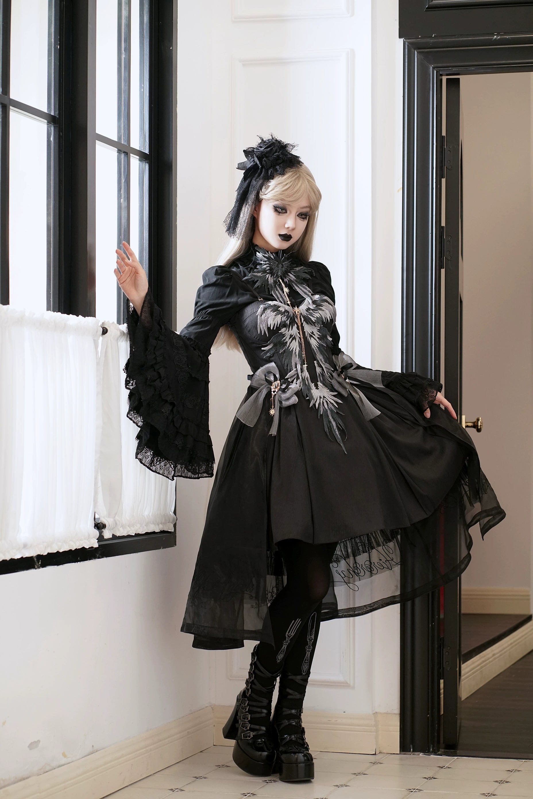 [Pre-orders available until 2/18] Scale Theory Short Jumper Skirt