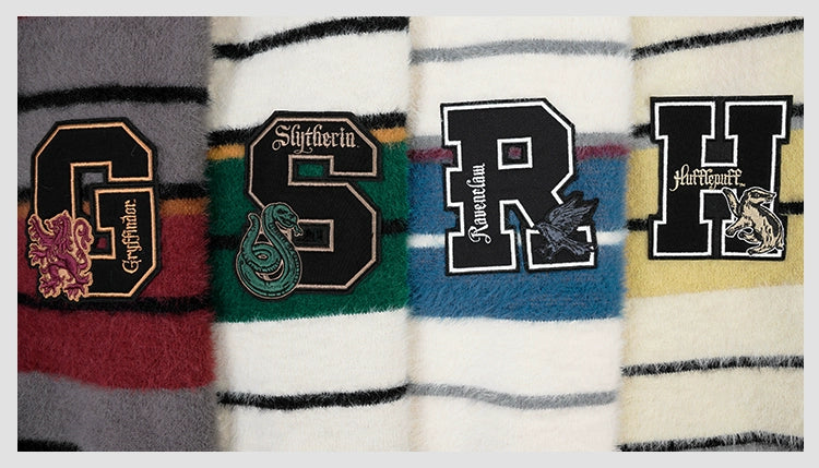 [Pre-order] Hogwarts School of Witchcraft and Wizardry Fluffy Border Cardigan
