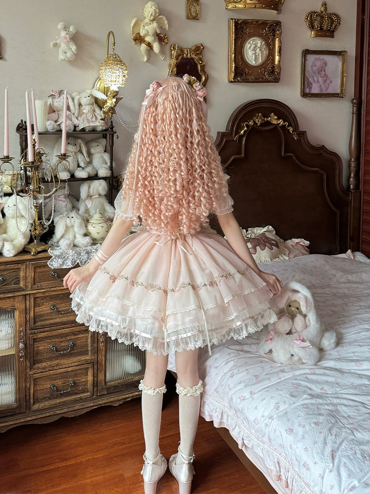 Misty Bloom　花刺繍のミニ丈ジャンパースカート