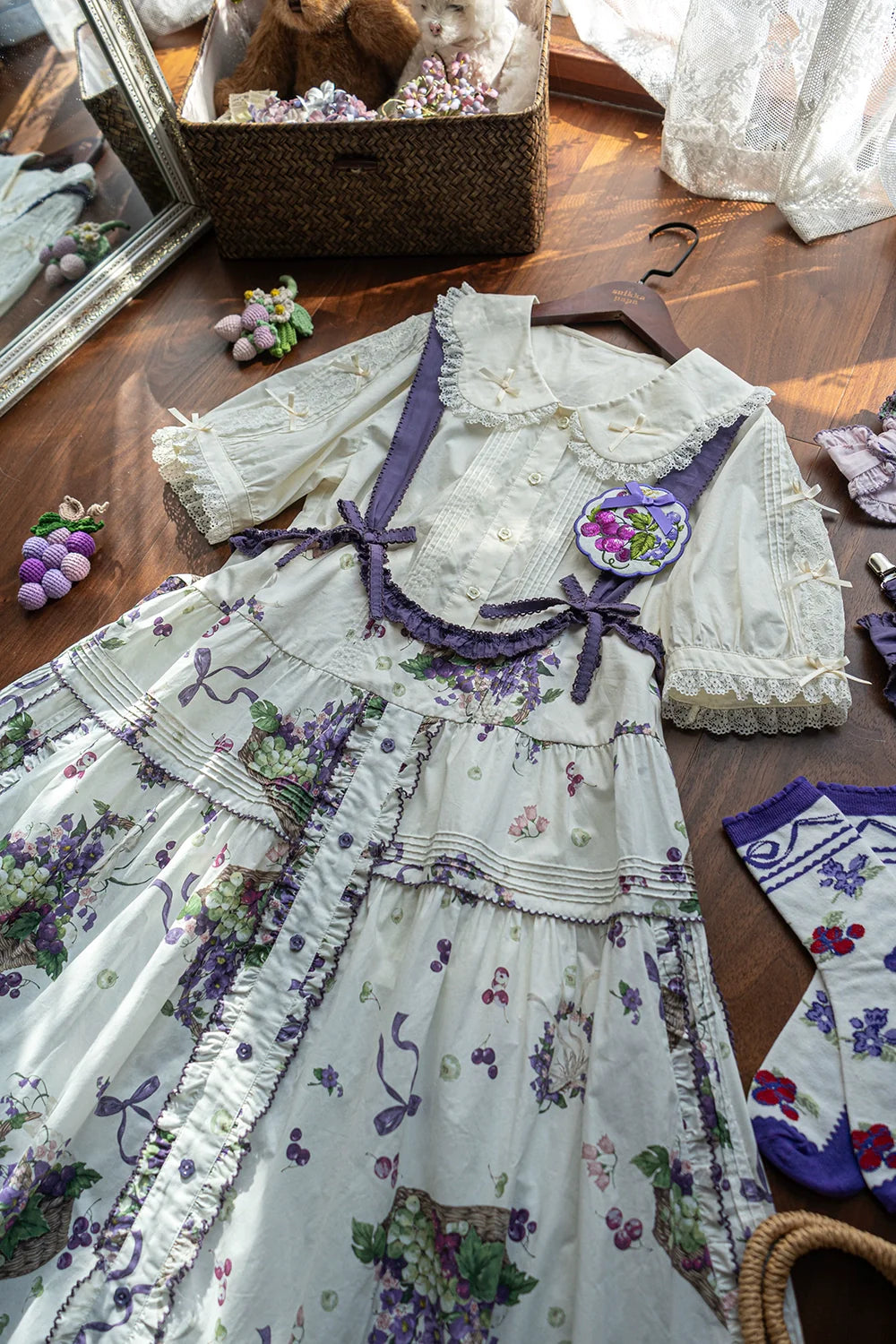 Picnic Basket short sleeve blouse
