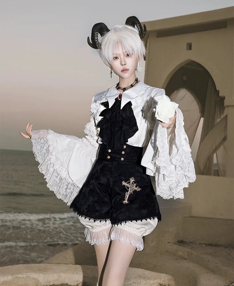 [Pre-orders available until 12/18] Cross Bone Princess Sleeve Bat Collar 2-Way Blouse