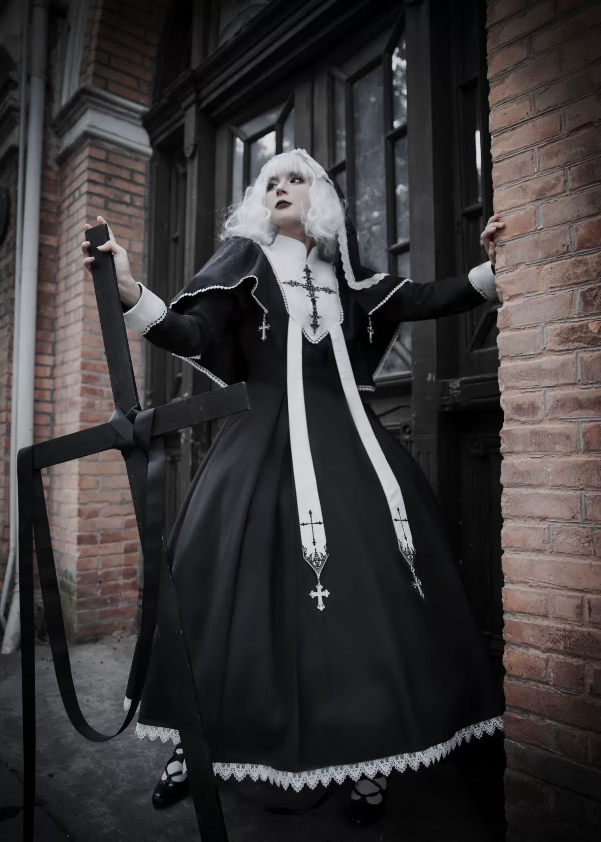 Nun-style cross-design gothic lolita long dress and cape