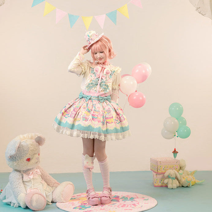 【受注予約1/26まで】Sweet Cup Cake プリントサスペンダースカート