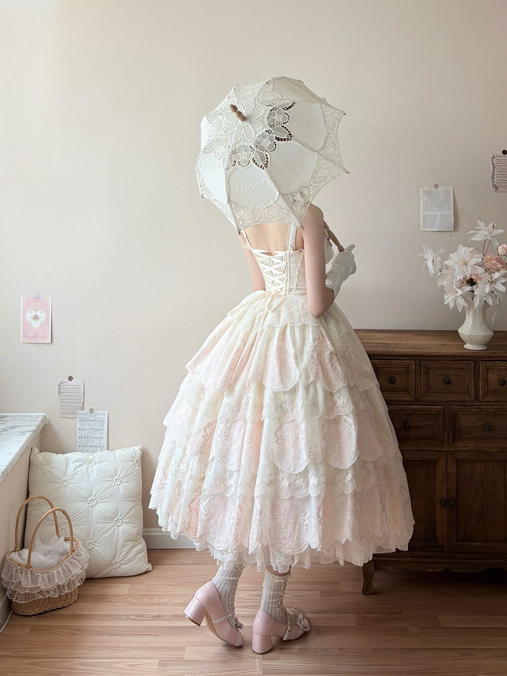 【受注予約9/25まで】Noble Garden 刺繍ジャンパースカート